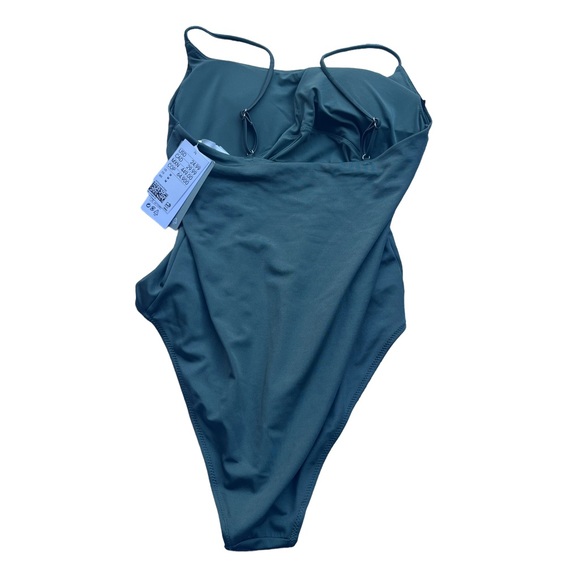 NWOT Size M H&M Swimsuit. Simple yet trendy green spaghetti strap high leg holes - Picture 6 of 7